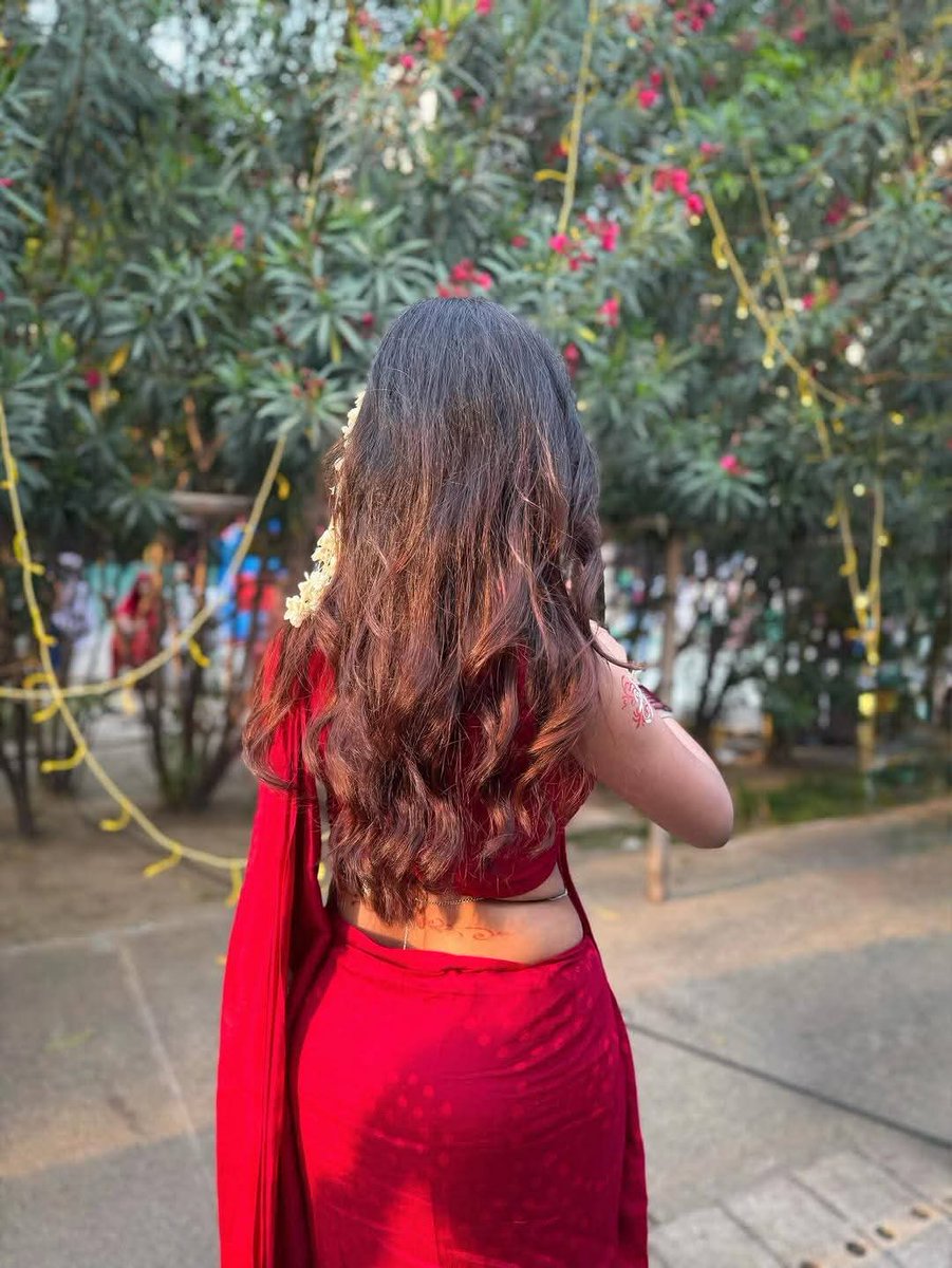 sampilcm's tweet image. ये जिंदगी हैं, मंजिल का लालच देकर
सारी उम्र सफ़र करवाती है..💫💯 #goodevening friends🥰🙏