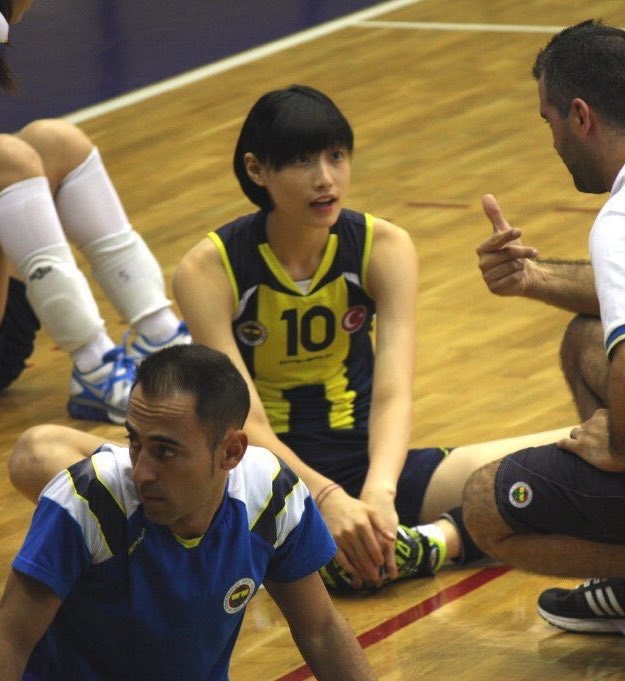 김노예 tweet media