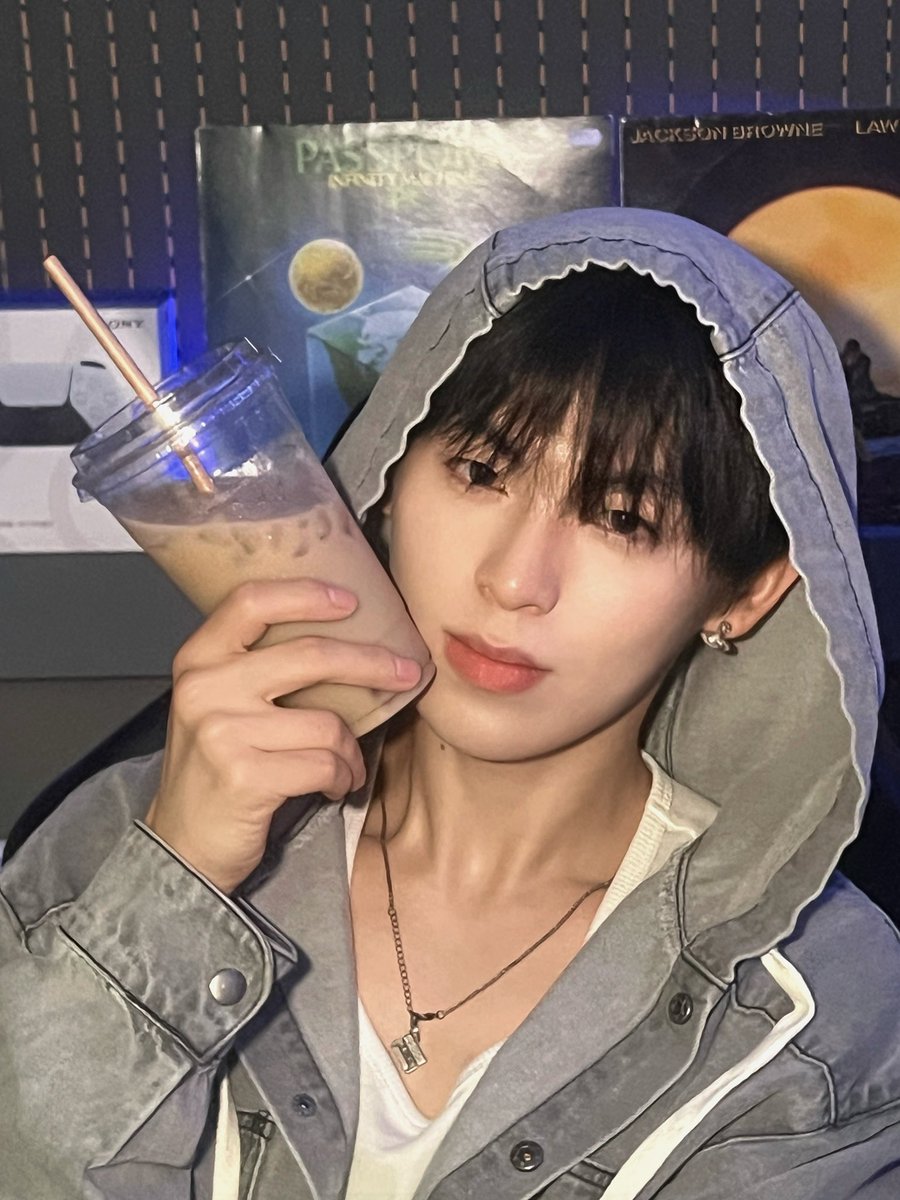 AM8IC_MEMBER tweet media