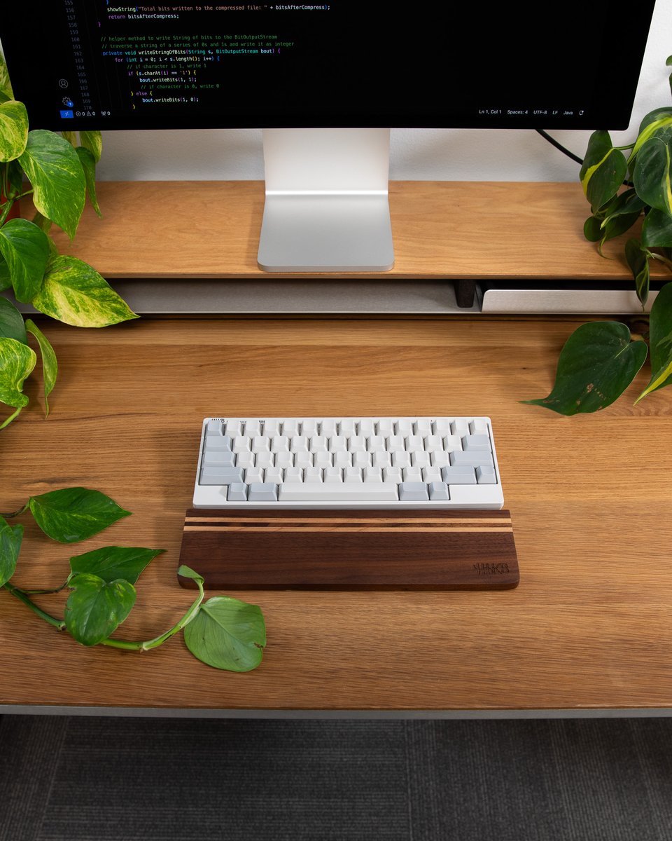 HHKB_US's tweet photo. A workspace that feels as good as it looks.​

Natural textures, clean lines, and a setup that keeps distractions low, so you can stay focused on what matters.​

Check out our wooden wrist rests: https://t.co/MZvh5XMvna https://t.co/8lcSSgbgld