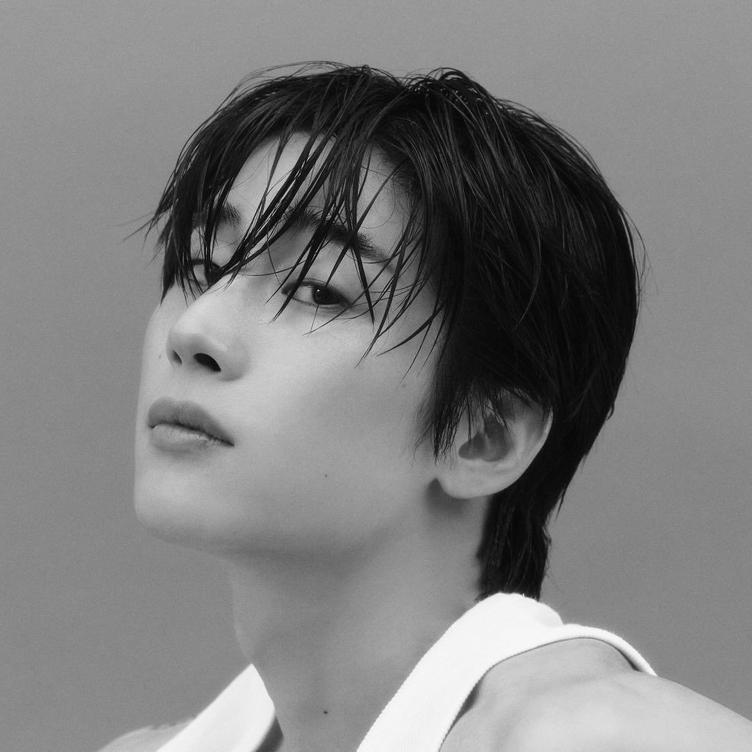 seungwoo new instagram profile