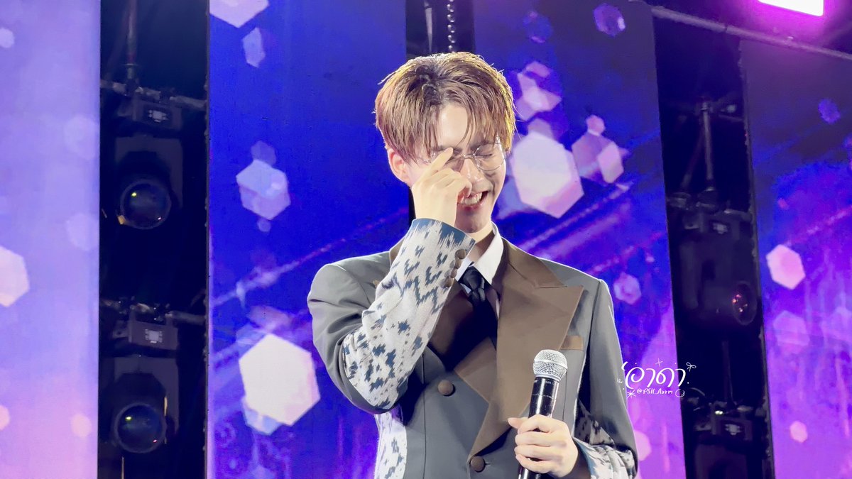 `อาดา tweet media