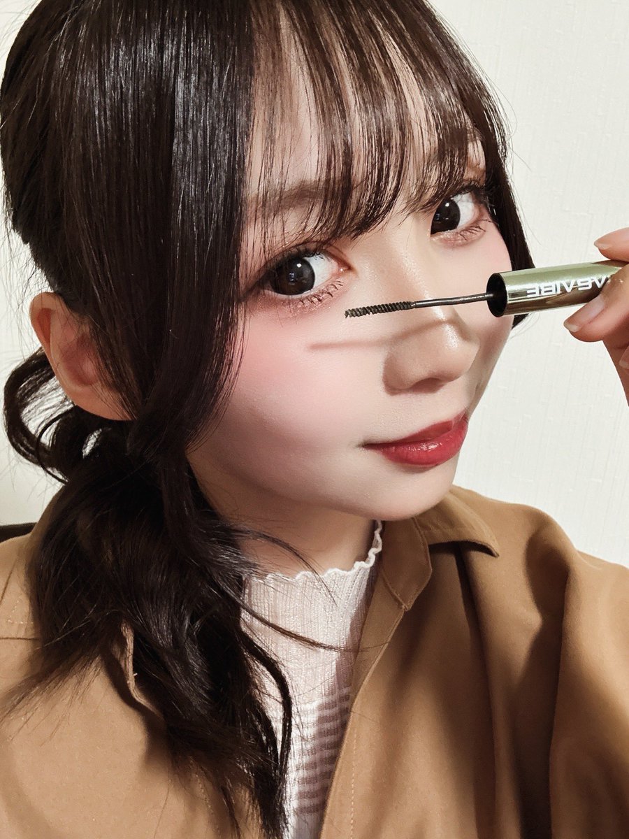 frecam2025_0533's tweet photo. 【FIVE VIBE】 エクストラ スリム カールアップ マスカラがすごい❣️
スリムなブラッシュで下まつげも簡単に盛れちゃう優れもの✨
ディープなカーキ色でイエベもブルベも使えちゃいます😊
#FIVEVIBE #ファイブバイブ #マスカラおすすめ #束感マスカラ #カーキメイク #PR
https://t.co/NZwjG4dYPM https://t.co/IeaUGJ3l7b