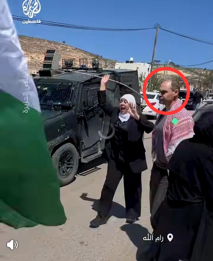 אלישע ירד tweet media