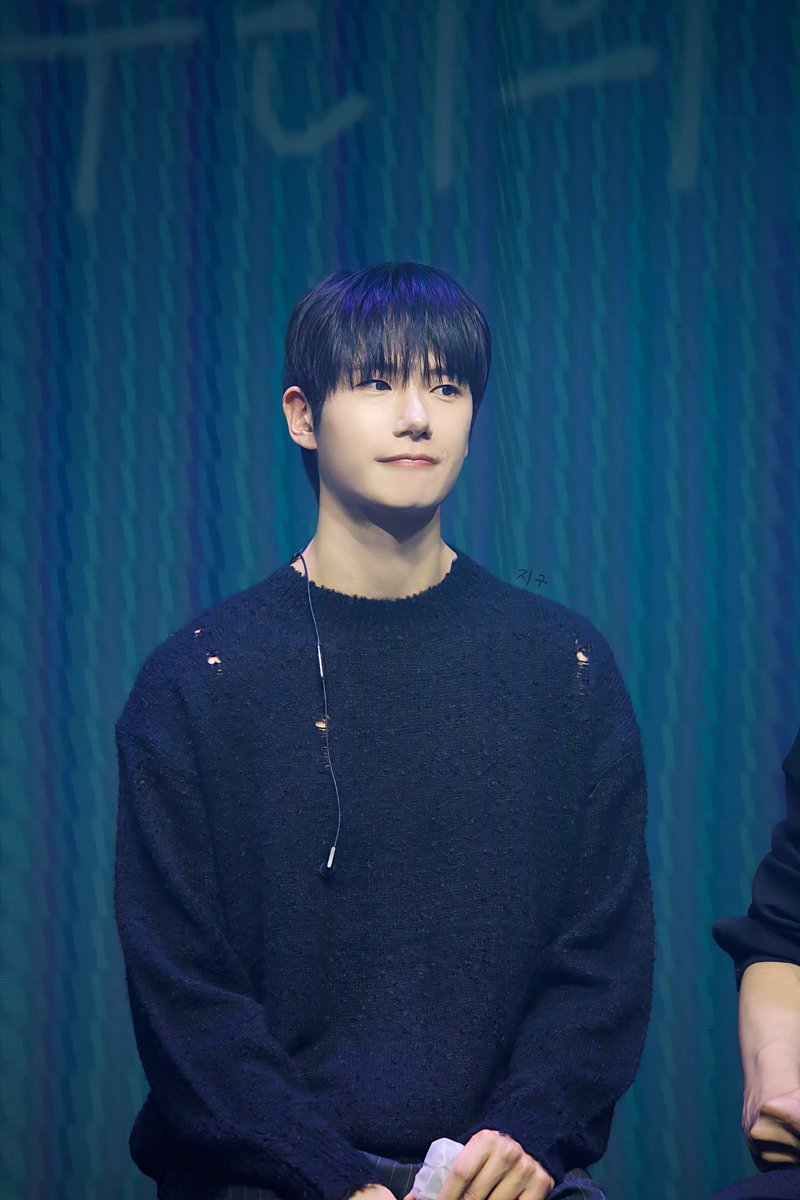 보정연습 더하자◠‿◠ 

260405 #언제나다시만나 #AlwaysMeetAgain
#팬미팅 #낮공 #신정유