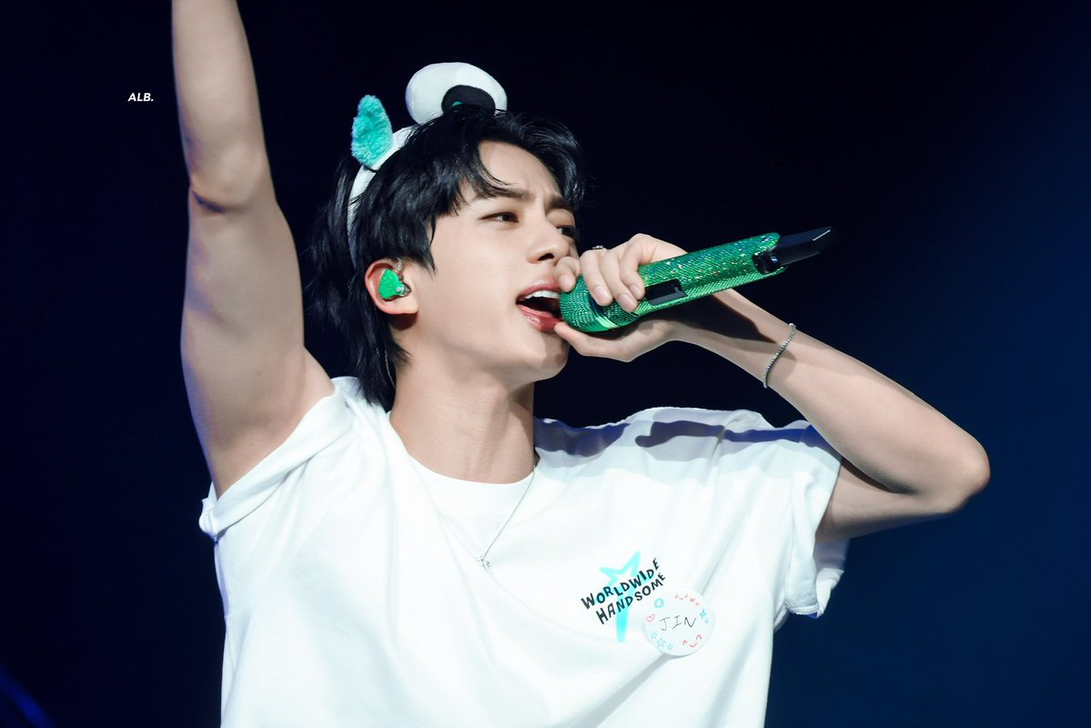 iMAImemine tweet media