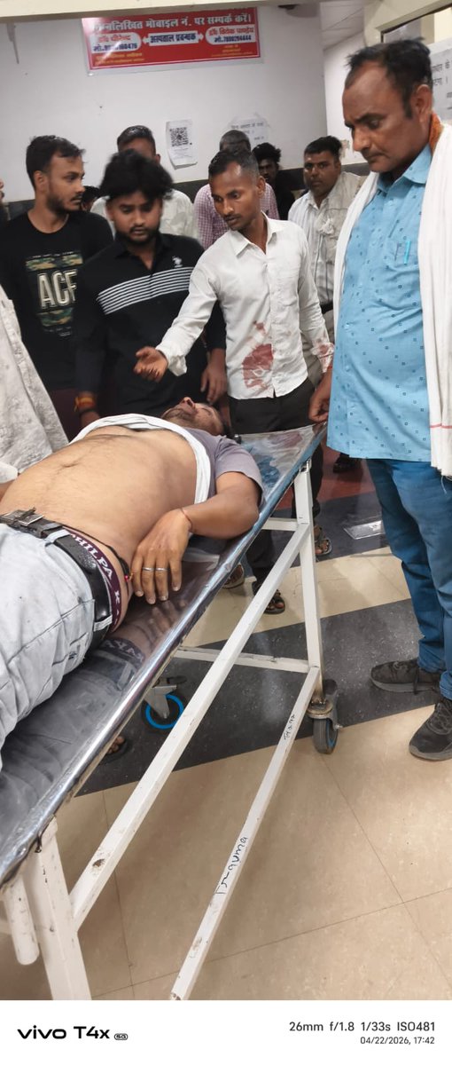 #अयोध्या जनपद के डेयोढी विद्युत उपकेंद्र पर तैनात अकुशल संविदा कर्मचारी मातादीन  का 11000 की लाइन पर कार्य करते समय विद्युत दुर्घटना से हुई मौत।
<a href="/aksharmaBharat/">A K Sharma</a> <a href="/MVVNLHQ/">Madhyanchal Vidyut Vitran Nigam Limited</a> <a href="/MVVNLmd/">MVVNL</a> <a href="/mvvnlAyodhya/">MVVNL Ayodhya</a> <a href="/CMOfficeUP/">CM Office, GoUP</a> <a href="/InfoDeptUP/">Information and Public Relations Department, UP</a> <a href="/InfoDeptUP/">Information and Public Relations Department, UP</a> <a href="/RVPPKSUP/">राविप प्राविधिक कर्मचारी संघ उप्र (UPPCL)</a>