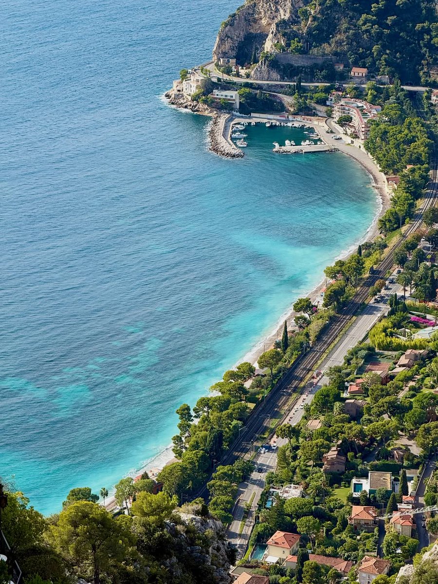 Eze_Tourisme's tweet image. 🇫🇷Les eaux limpides de la Baie d’Eze : idéal pour le premier bain de l’année ! 😎⛱️💙
.
.
.
🇬🇧The crystal-clear waters of Eze Bay: perfect for the first swim of the year ! 😎⛱️💙
.
.
.
📸cameliabalan26 (IG)
#Eze
#Ezevillage
#CotedAzurFrance
#ExploreNiceCotedAzur