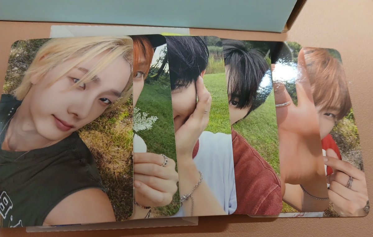 운헤이 tweet media