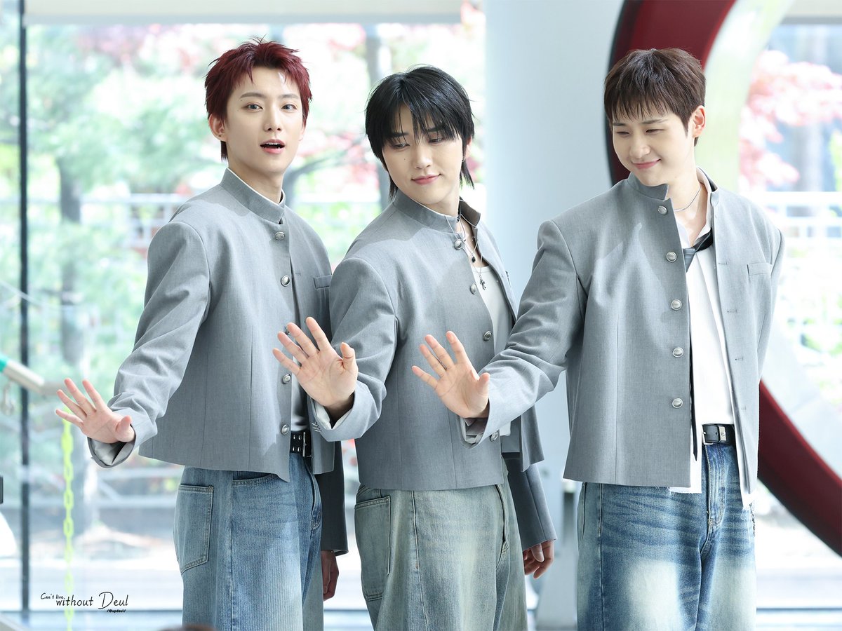 updeul's tweet image. 260422 쇼! 챔피언 미니팬미팅

행복하자!! 🐻🐥🐶 💚

#B1A4 #SET #가위바위보
#신우 #CNU
#산들 #삼돌 #SANDEUL
#공찬 #GONGCHAN