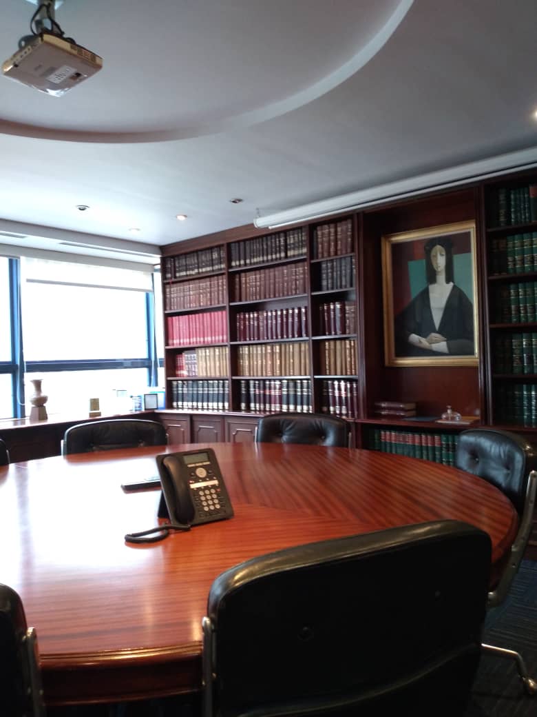 karelisjvc's tweet image. ⚖️2️⃣2️⃣ Abril 2️⃣0️⃣2️⃣6️⃣⚖️
Miércoles...

...de firma, en una firma ✒️〽️
¡Buenas tardes! 🤗🧡☕️
#LetsGo 🪶