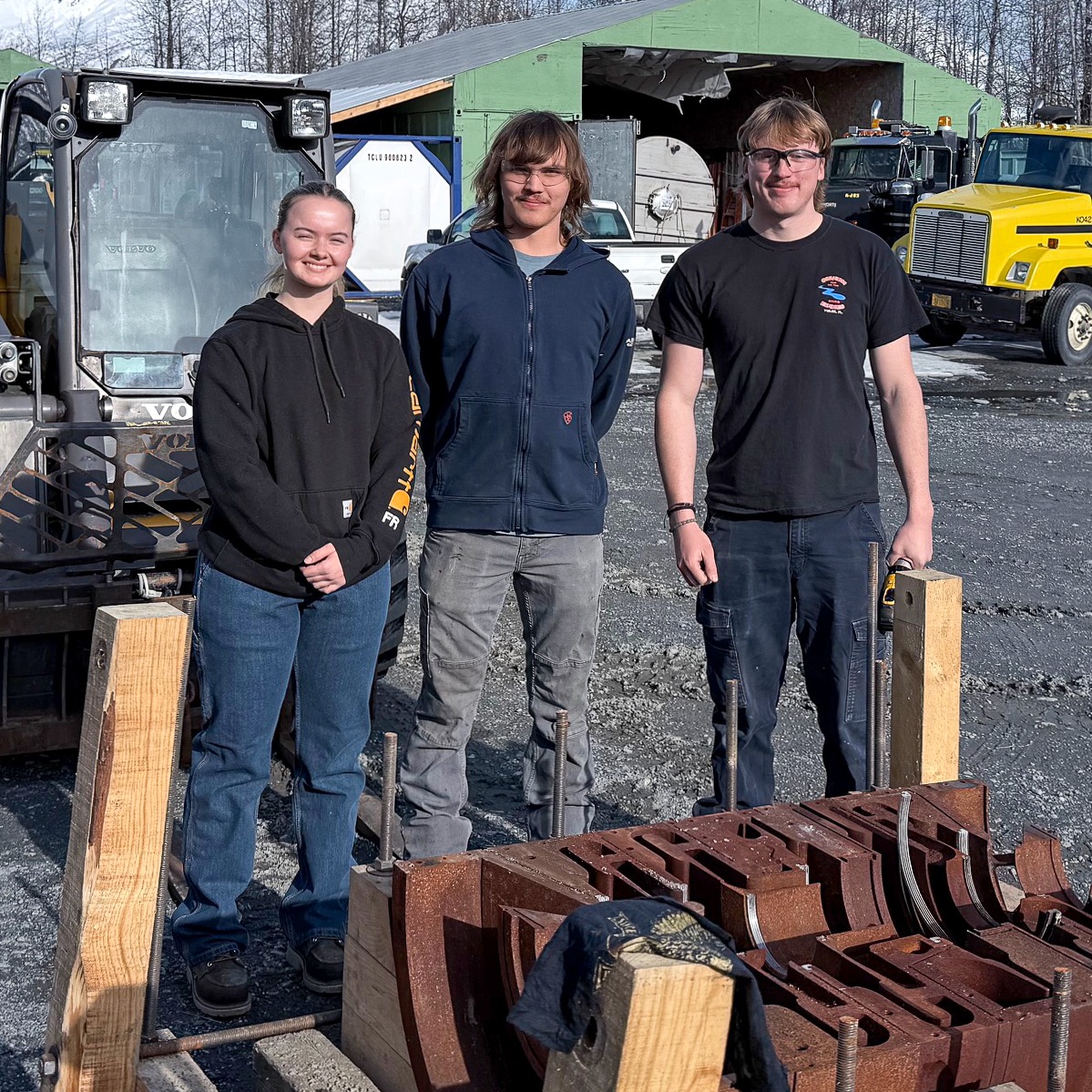 pwsc_alaska's tweet photo. Real-world experience. Real careers. 3 PWSC #millwright students + one graduate are working with @HilcorpEnergyCo  this summer—turning hands-on training into career pathways. Proud of the work they've put in 👩‍🏭👨‍🏭🥽 👏 https://t.co/NcERNamHKx