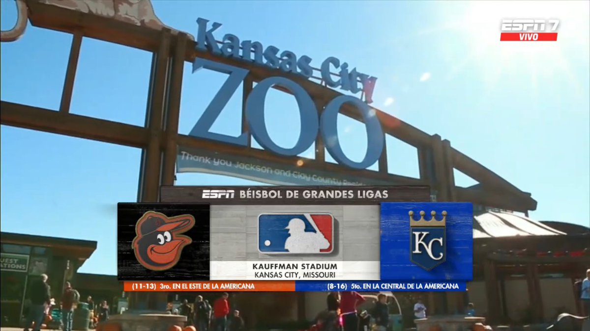 DanielFigueroaP's tweet image. @CheloCanto y @AlexPomboRacing con #BALvsKC #MLBxESPN