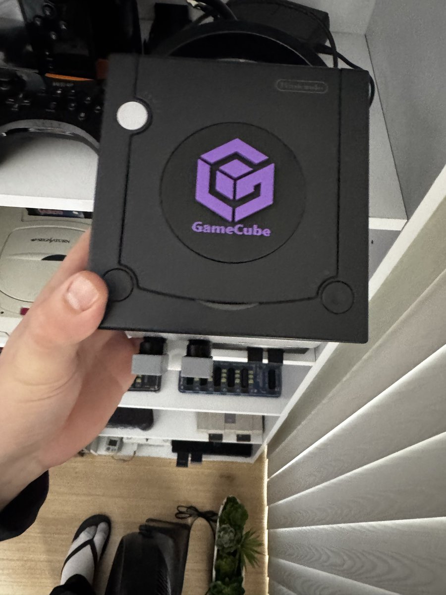 Mais uma brincadeira que fiz na impressora 3D.
Guardei a Joia original,mas pretendo manter essa aí .