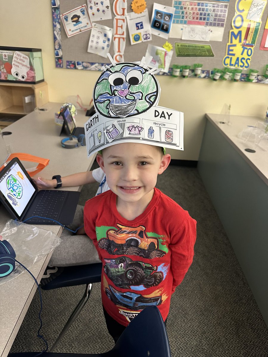 HowellTwpGrnvl's tweet image. Earth 🌎 Day fun!  #HTPSLearnerSuccess