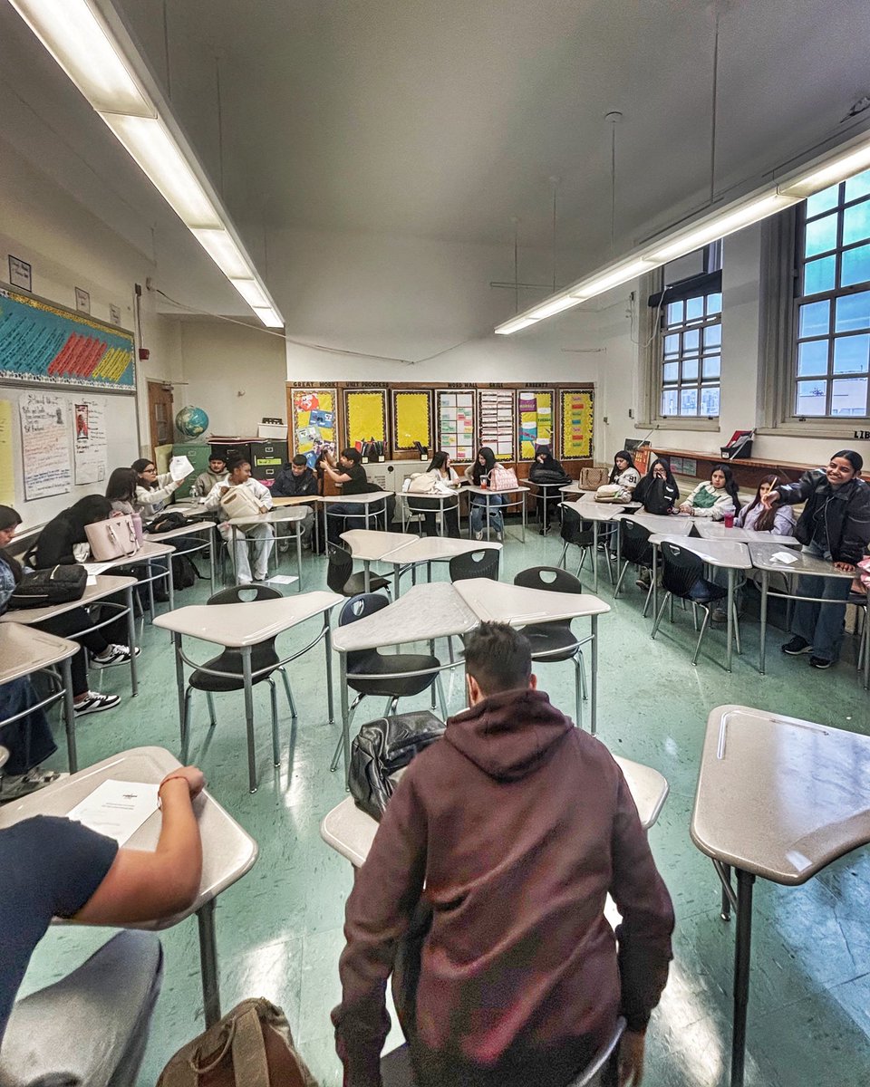 TheFreemanFdn's tweet photo. Day one of our Hip-Hop Harmony SEL Program at ATLAS High School in Long Island City, NY — different languages, different journeys, same energy. Hip-Hop is the bridge. Hip-Hop Harmony is the vehicle. https://t.co/n8Mk85K3Ix