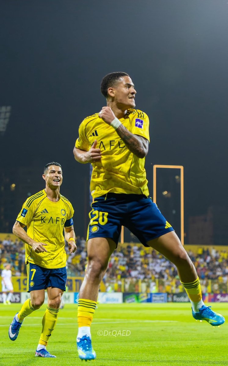 عمرو tweet media