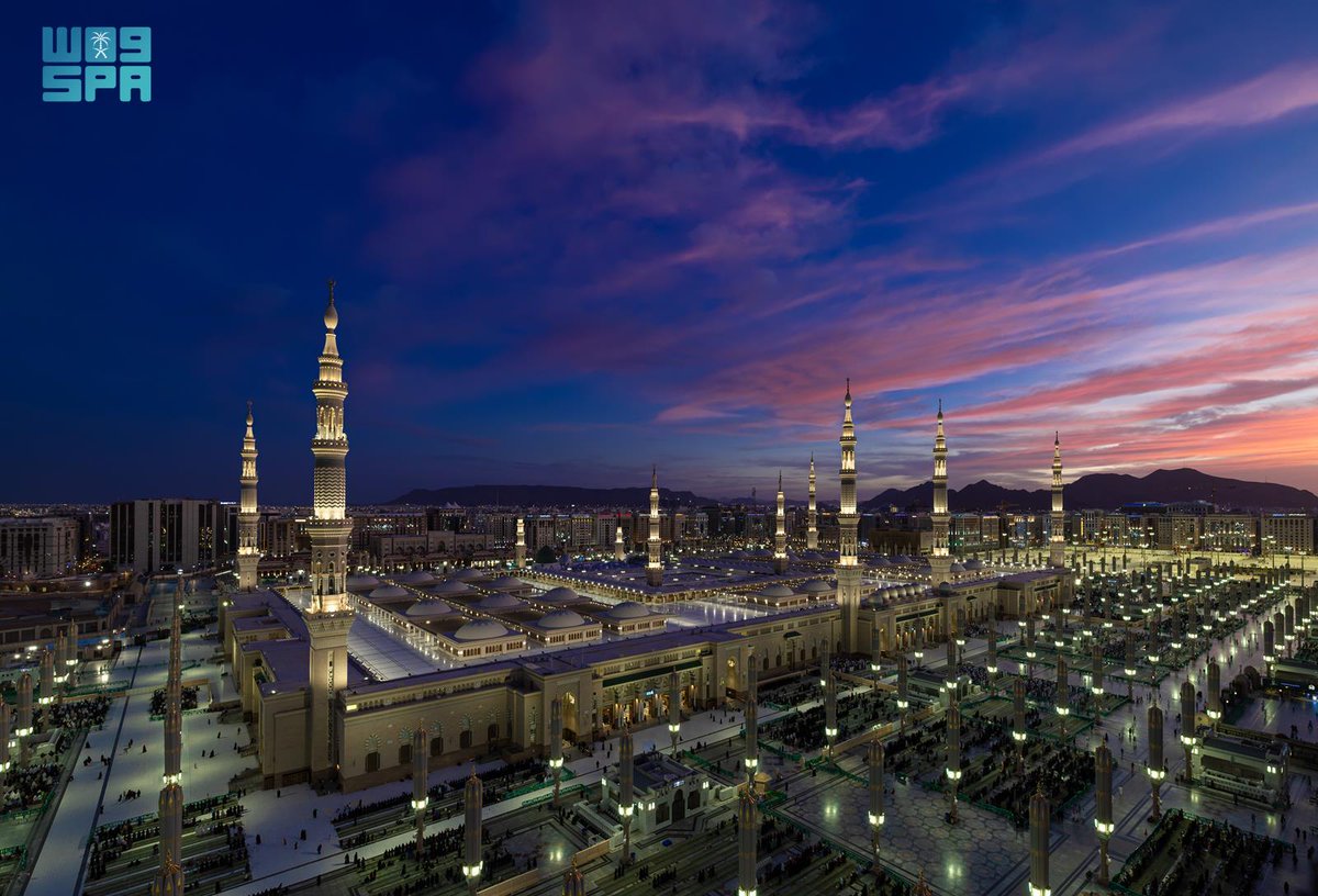 AlRiyadh's tweet photo. 📸 صور | غروب الشمس من #المسجد_النبوي في #المدينة_المنورة... طمأنينة المكان وجماله

https://t.co/Ydum9fTHr5
#جريدة_الرياض https://t.co/eyEzvx5m3k