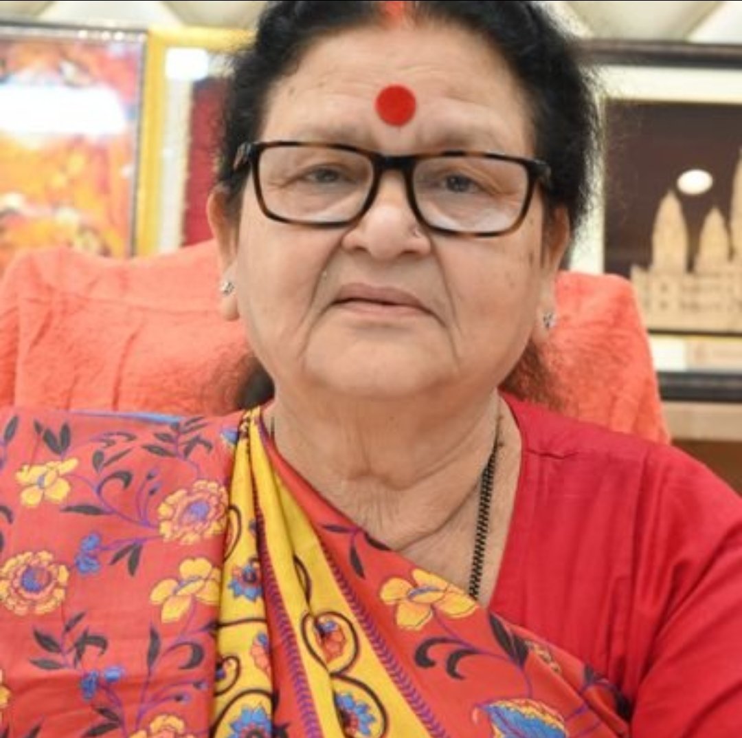 Rajababu4you's tweet photo. इस उम्र में तो अचार और पापड़ बनाने चाहिए।

नगर निगम का मुरब्बा क्यों बना रही है माता जी।

पार्टी अध्यक्ष ने एक बार भी विकास की पीपीटी लेकर ऑफिस नहीं बुलाया होगा। https://t.co/lhwXJrIAnn
