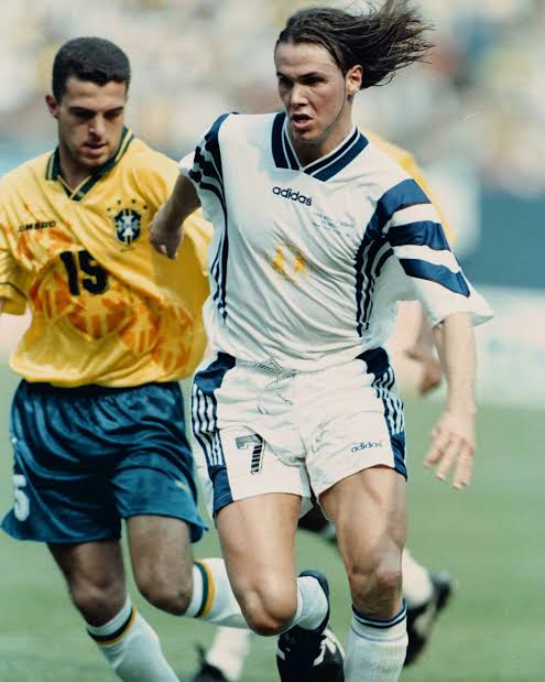 90s Football tweet media