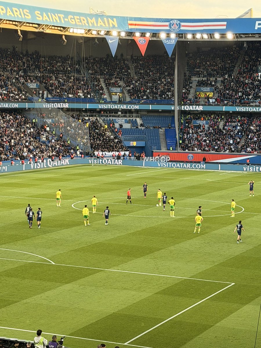 ParisienOuRien tweet media