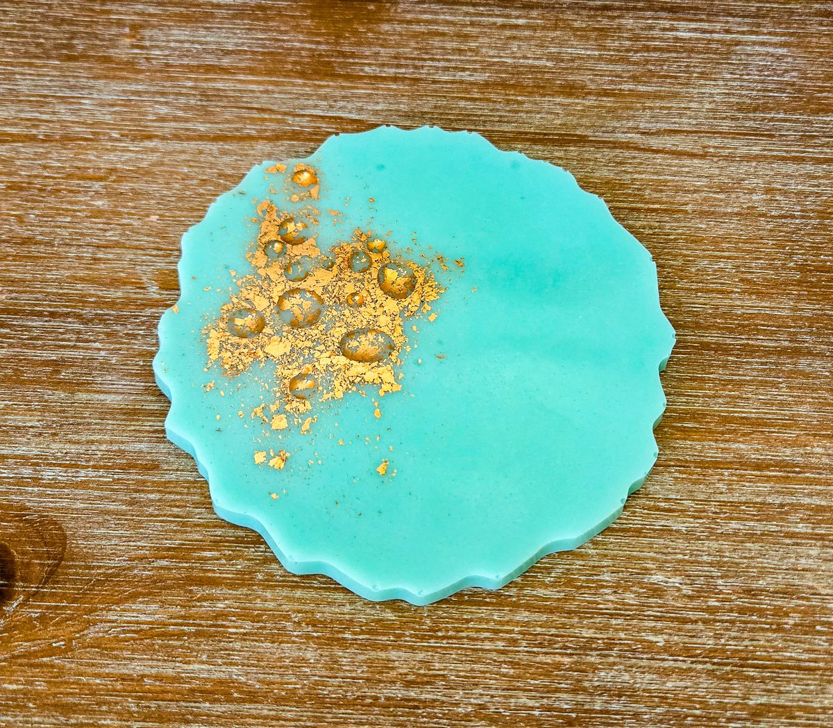 MinimalAbstrac1's tweet image. Earth Tone &amp;amp; Dew Drop Resin Coasters 🌎💚🌱🍵
etsy.com/listing/150731…
#etsygifts #handmadehour #giftsforfriend #giftsforher #womaninbizhour #CraftBizParty #SpringJoy #EarthCare #EarthDay #SaveTheEarth #CoffeeLovers #TeaTime #Coasters #homedecor #Kashmir #Marigold #Wednesdayvibe