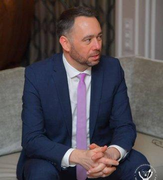 RealMumbogo_S's tweet image. Open Letter to Prevot Maxime  @prevotmaxime 🇧🇪

Dear Minister Maxime,
I am writing to seek clarity regarding reports circulating that Belgium is allegedly stockpiling weapons in Burundi🇧🇮 with the intention of launching an attack against Rwanda🇷🇼. These reports further suggest