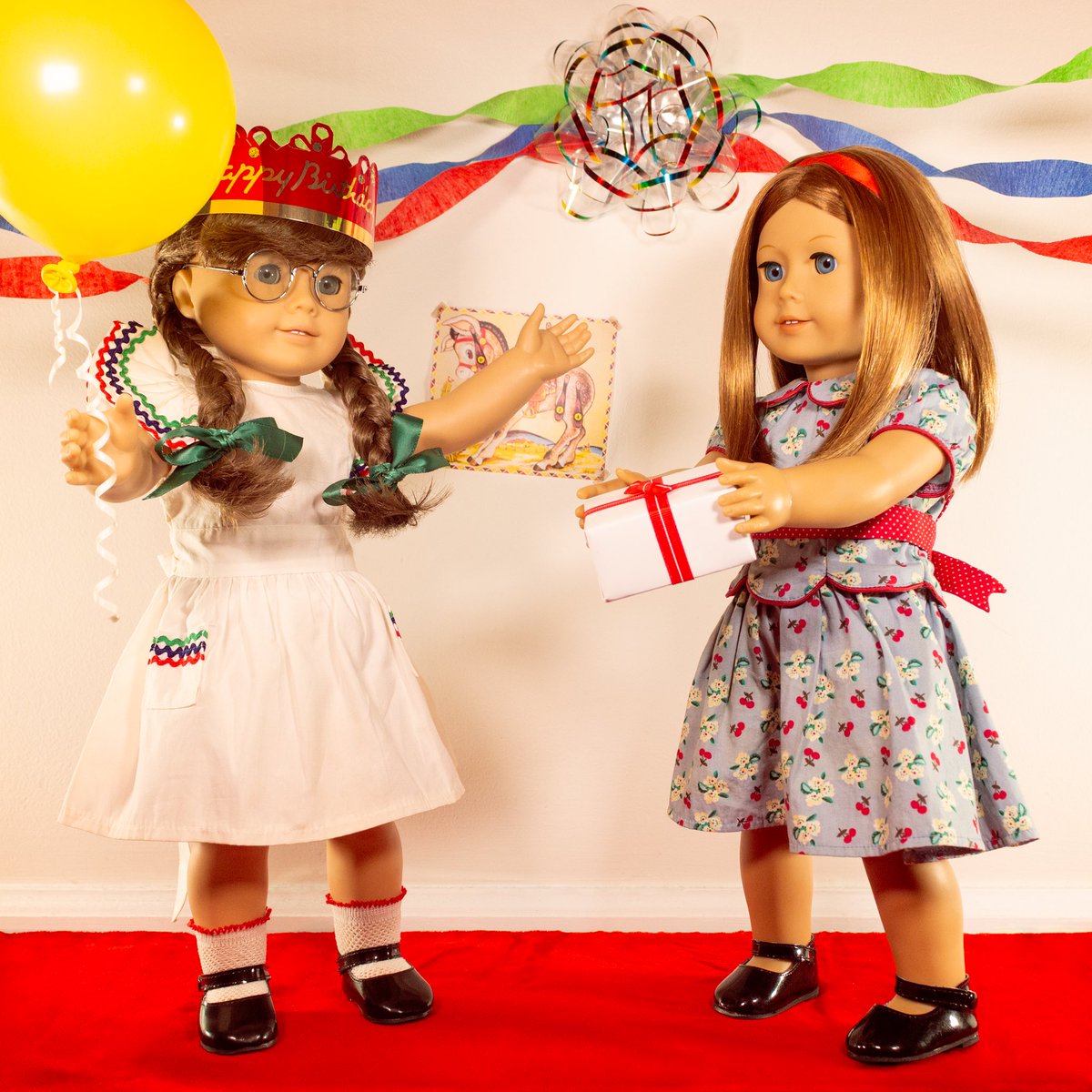 thebratzking's tweet photo. very into American Girl again so i wanted to celebrate Molly’s birthday today! https://t.co/ARfdBVF5QN