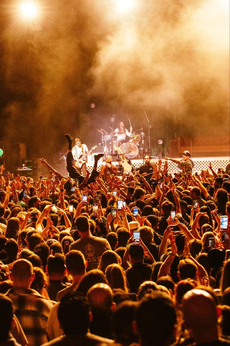 The Maine tweet media