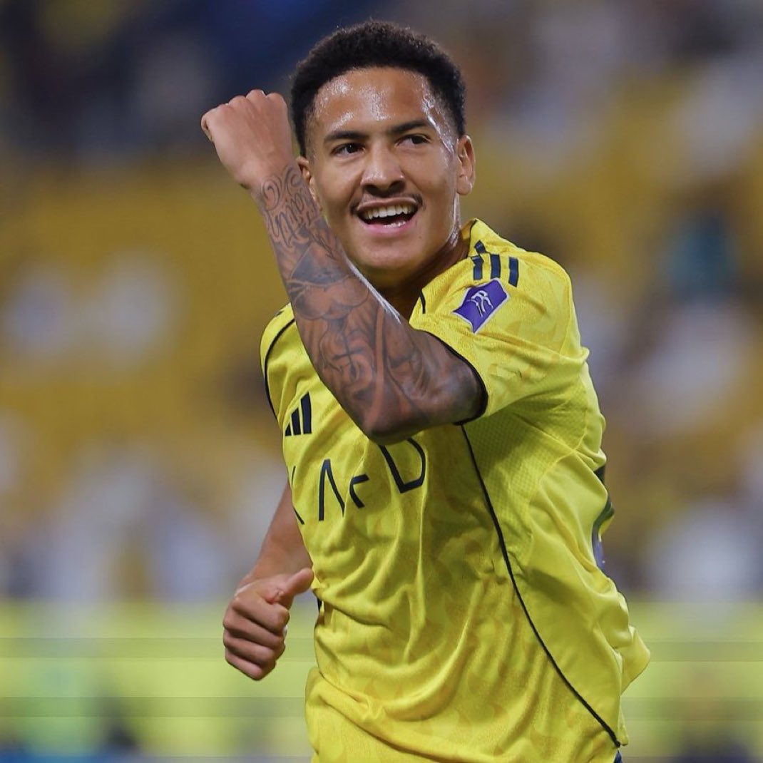 ‏نئطه tweet media