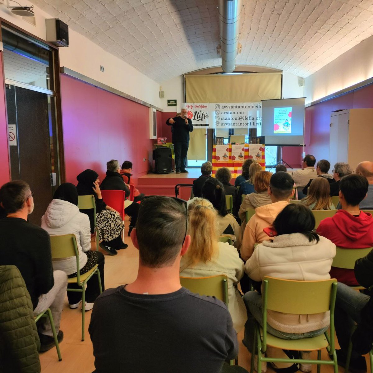AV Sant Antoni Llefià tweet media