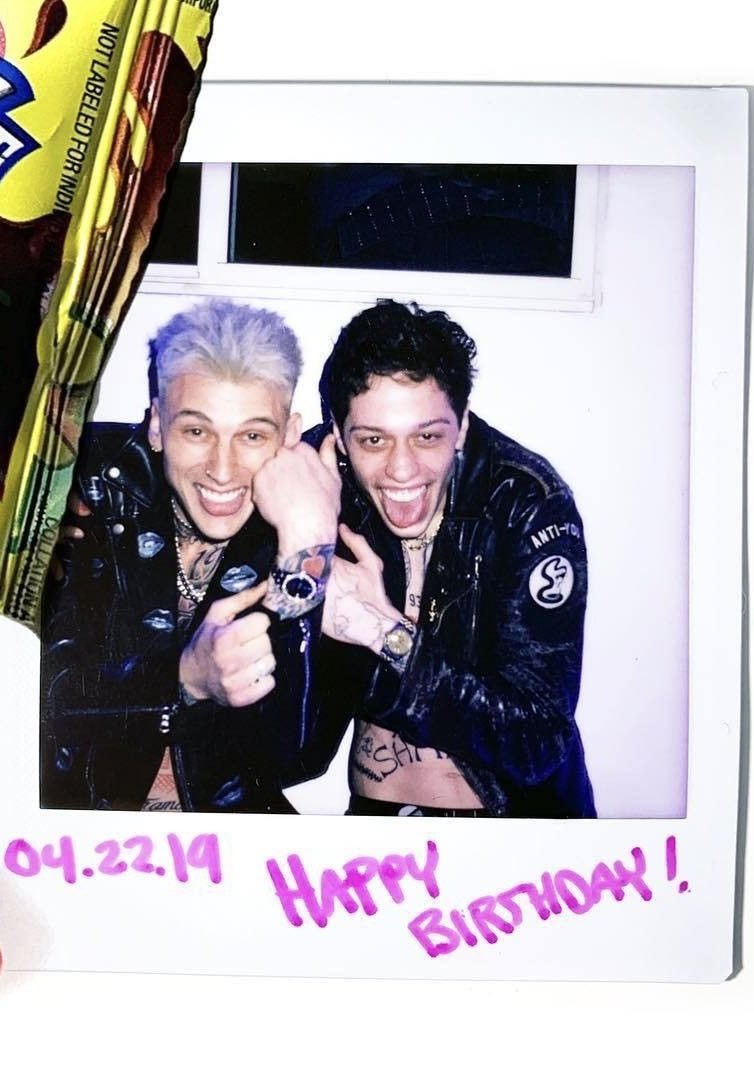 Throwback to when Pete Davidson got <a href="/machinegunkelly/">blonde don</a> a rolex for his 29th 🖤
