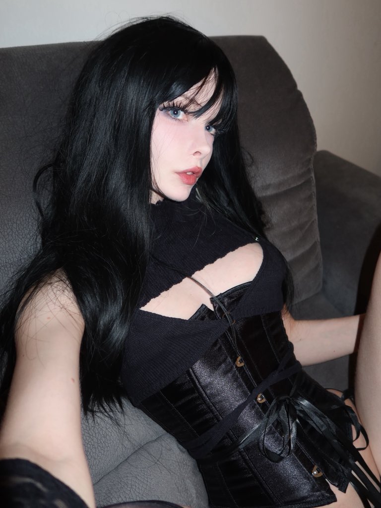 neondemonii tweet media