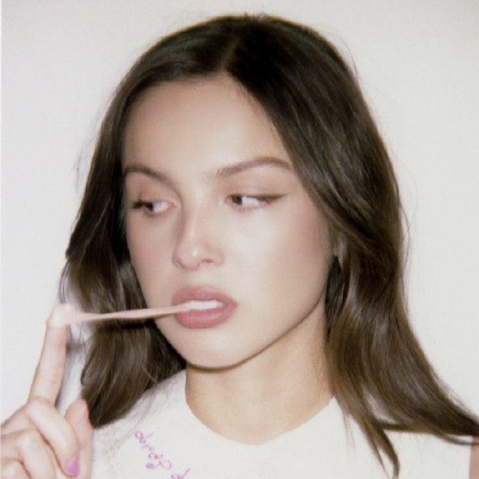 Olivia Rodrigo Charts tweet media