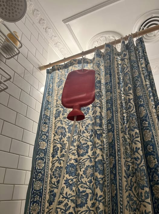 The Rubber Chicken🇨🇦 tweet media