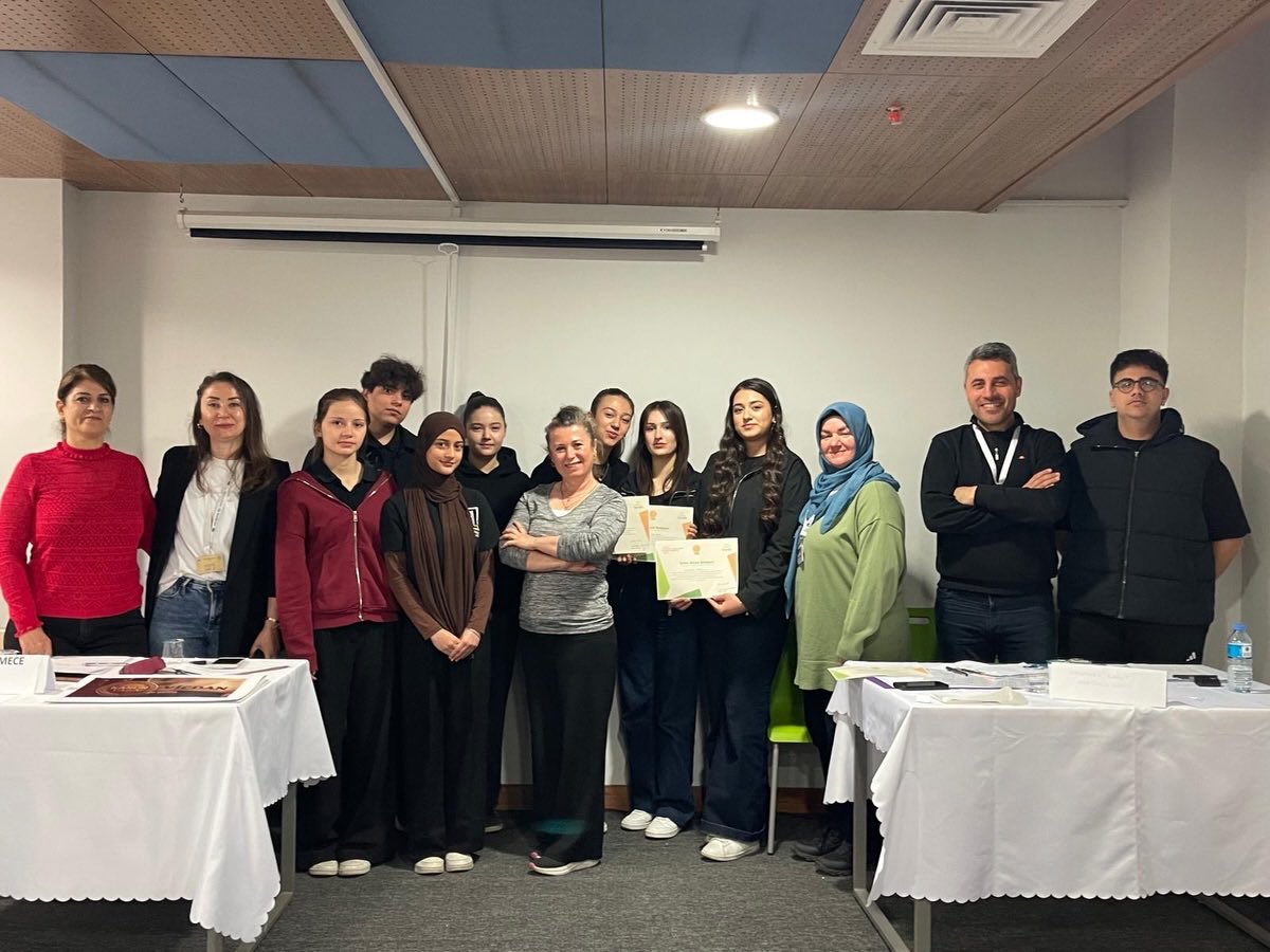 Mustafa Barut Anadolu Lisesi tweet media