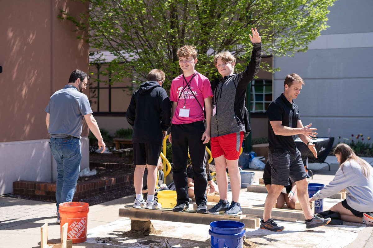 ACEC_PA's tweet image. ACEC/PA’s inaugural STEAM Day was a huge success! Over 150 middle school students from across the western region came together for a hands-on introduction to engineering, exploring how STEAM shapes the world around them. 
#ACECPA #STEAM #FutureEngineers #InvestInYourAssociation