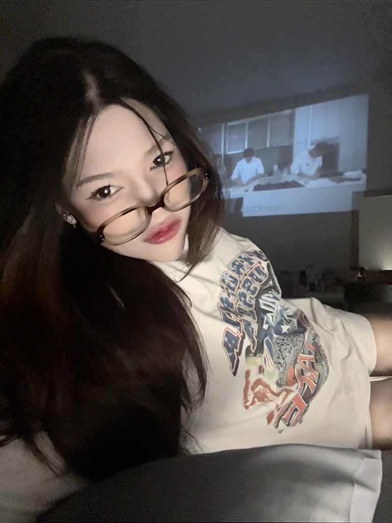 aa_xxalice tweet media