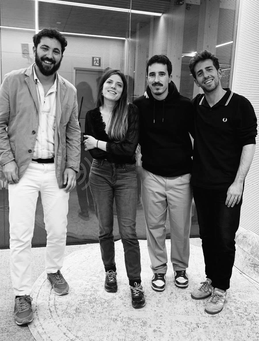 Medianoche en Comala tweet media