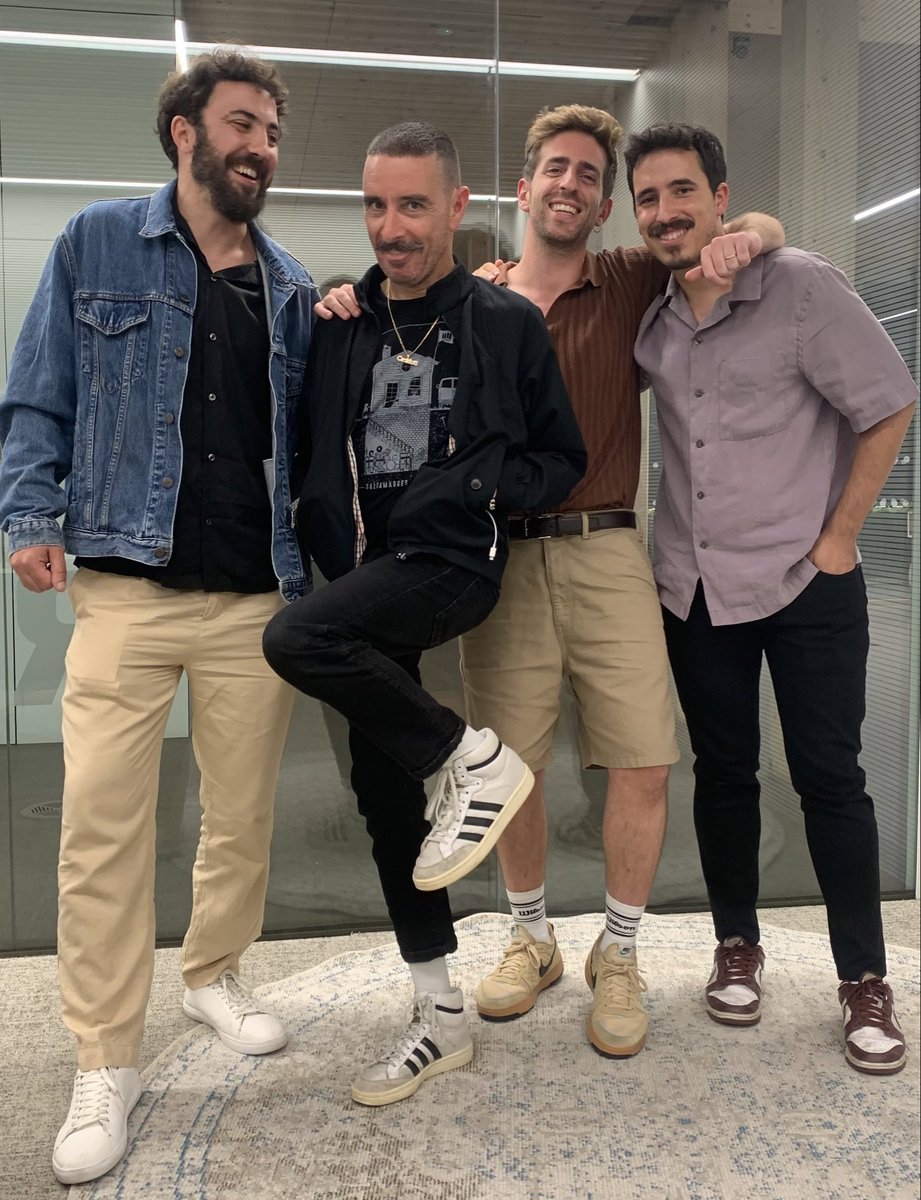 Medianoche en Comala tweet media