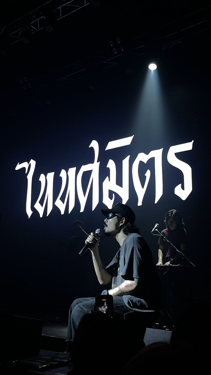 life so suck (@jy4qu) on Twitter photo 