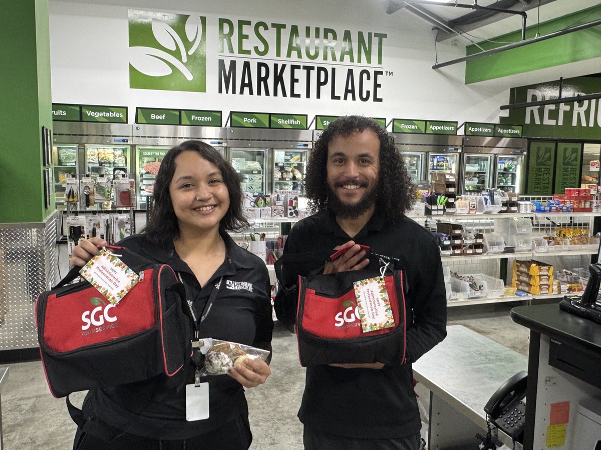 restaurantmktpl's tweet photo. Happy Administrative Professionals Day! 🍎

In the fast-paced world of foodservice, organization and communication keep everything moving. Today, we’re celebrating the ones who help coordinate orders, support our teams, and keep operations running smoothly every day. Thank you! https://t.co/65JTx31zPt