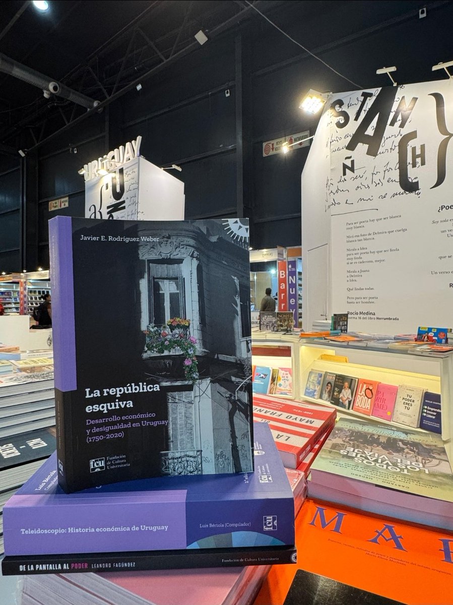 ¡A la conquista de Buenos Aires!
"La República Esquiva" presente en la icónica Feria del Libro de la Reina del Plata (stand de Uruguay)