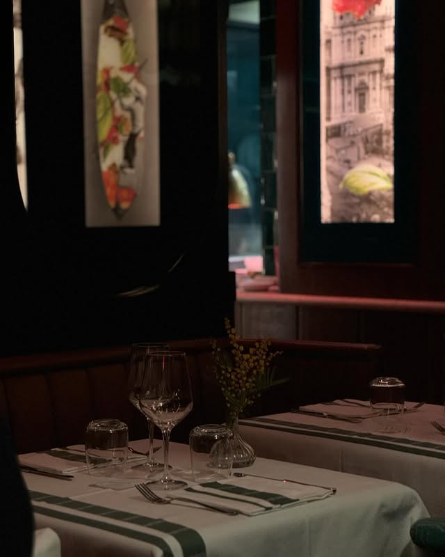 VivianMessier's tweet image. Italian dinner tastes better in Rome. #FineDining #FoodAesthetic