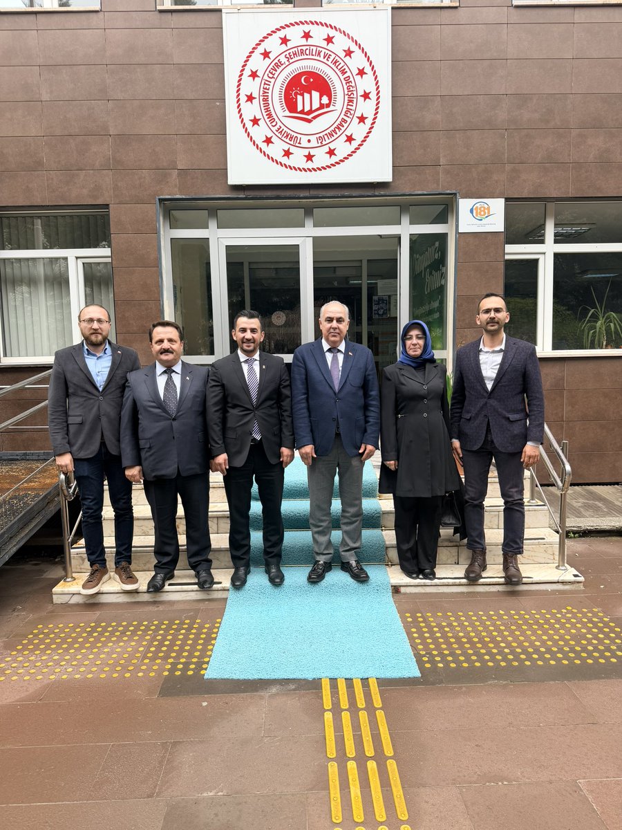 abdullahtoruu's tweet photo. AK Parti Çevre ve Şehircilik Başkanlığı olarak; Birim Başkanımız Abdullah TÖRÜ, başkan yardımcılarımız ve kadın kolları birim başkanımızın katılımıyla, Eskişehir Çevre, Şehircilik ve İklim Değişikliği İl Müdürümüz Sn. Hüseyin Özgür Yalçın’ı makamında ziyaret ettik.
​Şehrimiz üzerine yürüttüğümüz projelerimizi istişare ederek verimli bir görüşme gerçekleştirdik. Nazik misafirperverliği için kendilerine teşekkür ederiz.