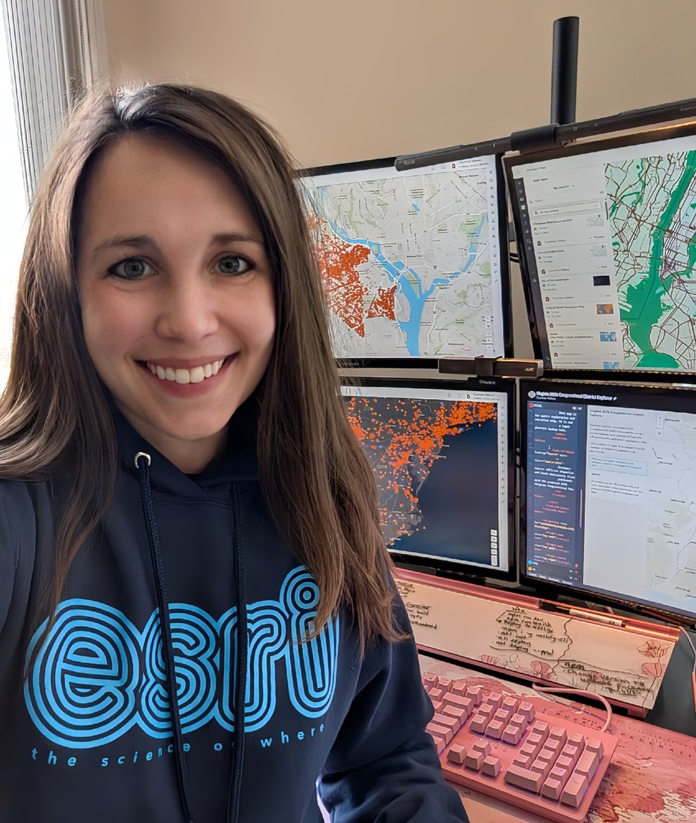 Courtney Yatteau tweet media