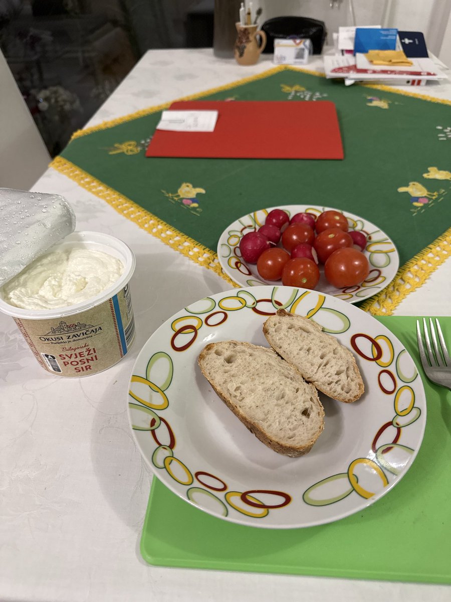 korzi42's tweet image. #onokad uskladjujes ugljikohidrate, proteine i povrce