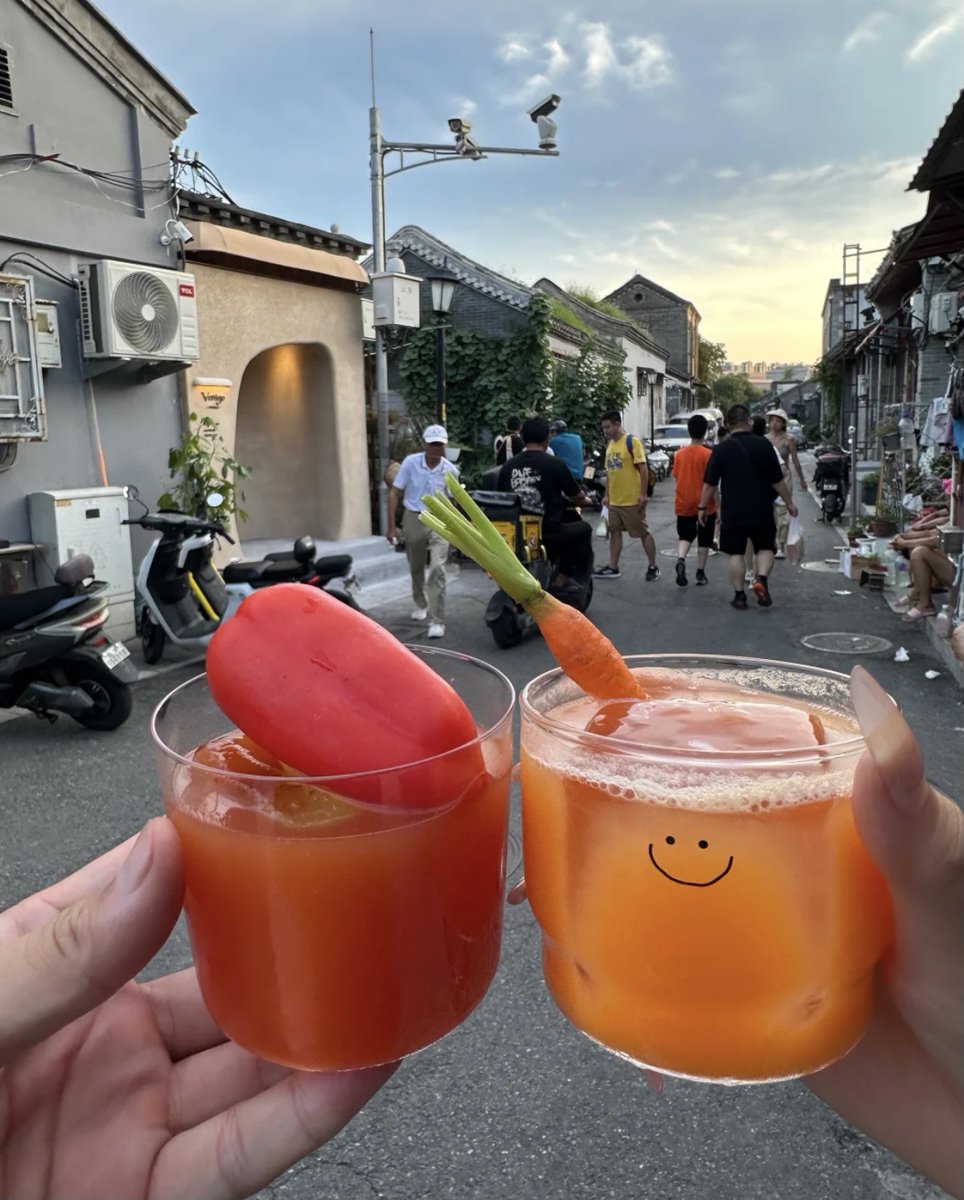 Taon1979 tweet media