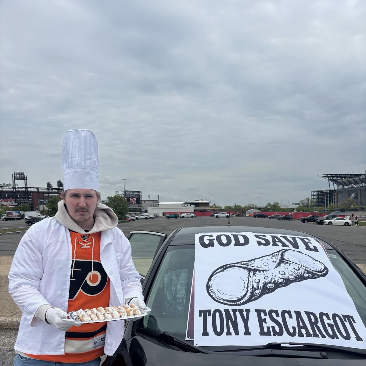Tony Escargot tweet media