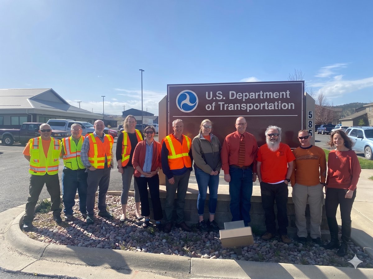 USDOTFHWA's tweet photo. Multimodal agencies at the @USDOT are wearing orange in Montana in support of #WorkZone safety. 

@FMCSA @NHTSAgov  @FTA_DOT @USDOTFRA 
#Orange4Safety #OrangeForSafety #NWZAW #NWZAW2024 #SafeWorkZonesForAll #SafeWorkZones https://t.co/sMDVYaRvGP